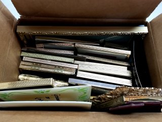 Box of mixed metal picture frames