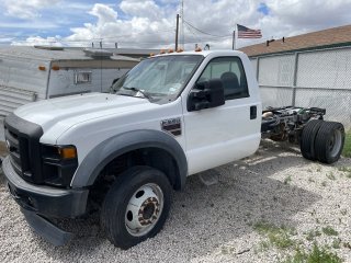 Item #3 — 2008 White Ford F550     25-02624