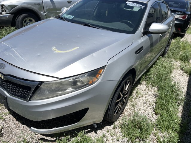 Item #7 — 2012 Silver Kia Optima	26-00935