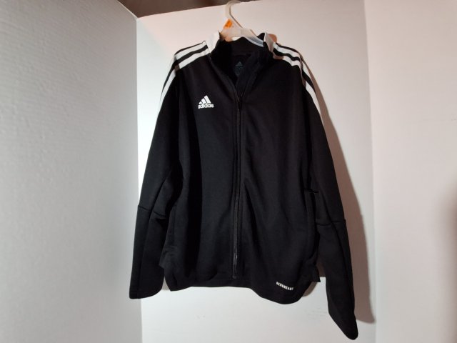 Item #510 — Adidas ladies clothing, size medium photo 1 of 5