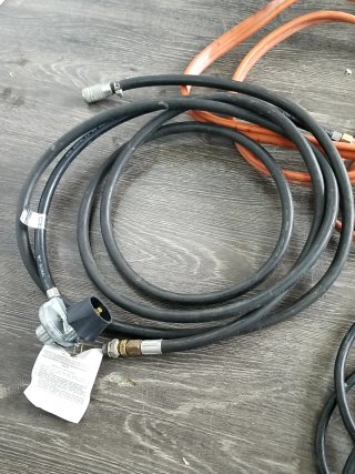 Item #230 — ELECTRICAL Cables & Extension Cords photo 4 of 4