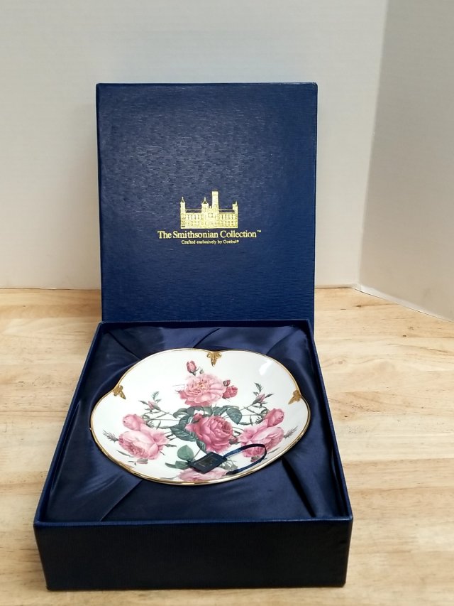 Item #27 — Smithsonian Goebel Floral Porcelain Dish, mint cond, 8 by 2 inch photo 1 of 5