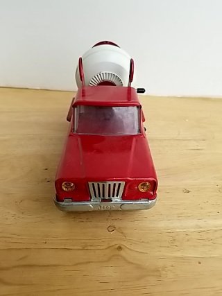 Item #79 — Tonka Cement Mixer Truck, 9 x 5 x 3 inch photo 2 of 5