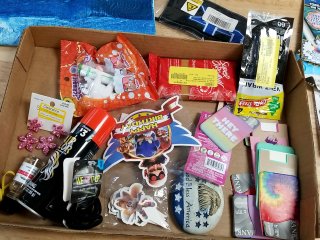 Item #336 — Mixed Craft & Novelty Lot photo 2 of 3