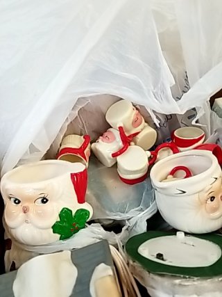 Item #93 — HOLIDAY Figurines & Ornaments Lot photo 8 of 9