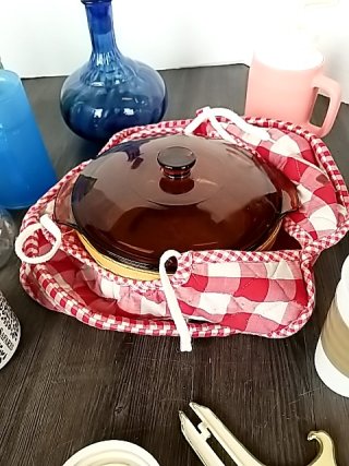 Item #157 — KITCHEN ware & Drink ware Lot photo 3 of 6