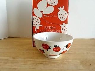 Item #499 — New Strawberry Ceramic Colander 6 in photo 1 of 3