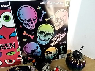 Item #185 — New Halloween Party Decor & Costume Bundle photo 4 of 6