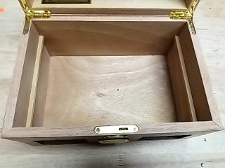 Item #243 — Wooden Humidor Box 12 in photo 5 of 5
