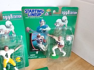 Item #24 — New 1998 Starting Lineup Football Figures photo 4 of 6
