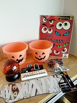 Item #75 — New Halloween Decor Bundle photo 1 of 4