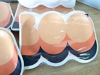 Item #143 — New Retro Orange Paper Plates photo 3 of 4