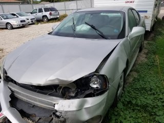 Item #2 — 2007 Silver Pontiac Grand Am	26-01352 photo 5 of 5