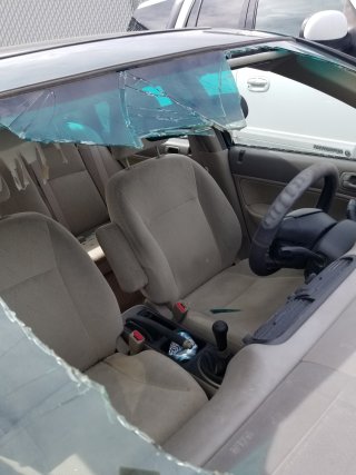 Item #3 — 2001 Green Honda Civic	26-01690 photo 4 of 7