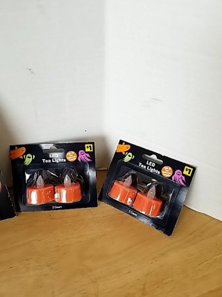 Item #113 — New Halloween Pumpkin Carving Kit photo 4 of 4