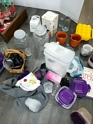 Item #352 — TOTE and Household Items & Kitchenware photo 5 of 5