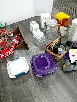 Item #352 — TOTE and Household Items & Kitchenware photo 4 of 5