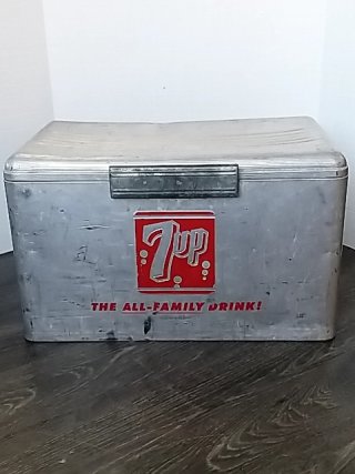 Item #85 — VINTAGE 7UP Metal Cooler 22 by 14 by 13 inch