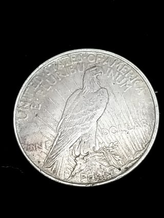 Item #105 — 1922 Silver Peace Dollar Coin photo 2 of 2
