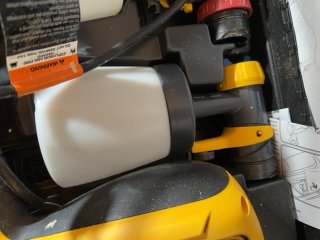Item #114 — Wagner Flexio 2000/3000 spray gun in case photo 5 of 7