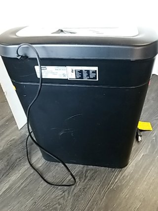 Item #182 — STAPLES Paper Shredder, 15 inch wide photo 5 of 5