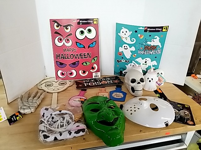 Item #216 — New Halloween Party Decoration Lot photo 1 of 5