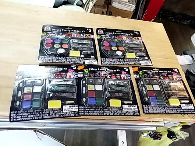Item #201 — New Deluxe Family Makeup Kits photo 1 of 2
