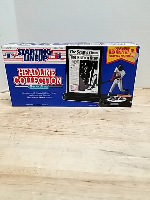 Item #14 — Ken Griffey Jr. Starting Lineup Figure photo 1 of 6