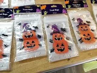 Item #203 — New Halloween Treat Bags photo 2 of 3