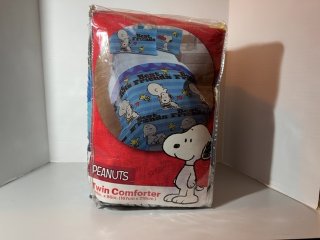 Item #501 — Snoopy Twin Comforter Set photo 1 of 2