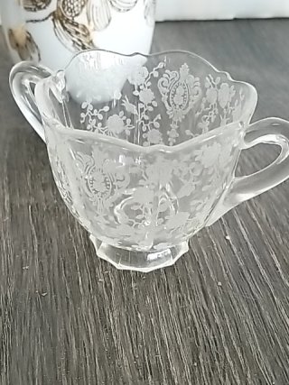 Item #533 — Vintage Glass & Porcelain Collection photo 3 of 6