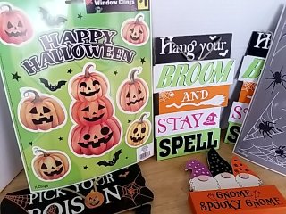 Item #257 — New Halloween Decorations Lot photo 4 of 5