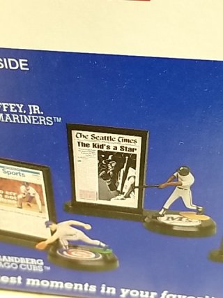 Item #14 — Ken Griffey Jr. Starting Lineup Figure photo 5 of 6
