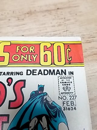 Item #132 — World's Finest Comics #227 photo 3 of 6