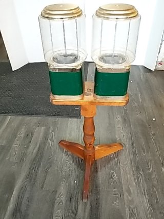 Item #5 — Double Gumball Machine on Stand, 25 cent, no key photo 4 of 4